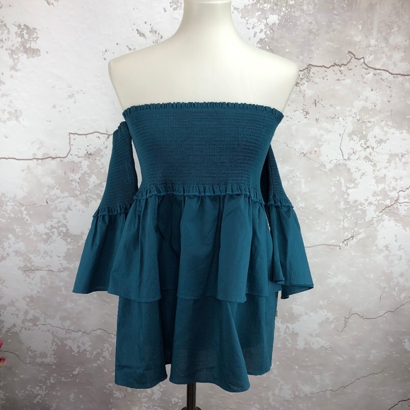 NYTT Tops - NYTT Teal Cold Shoulder Babydoll Top M NWOT